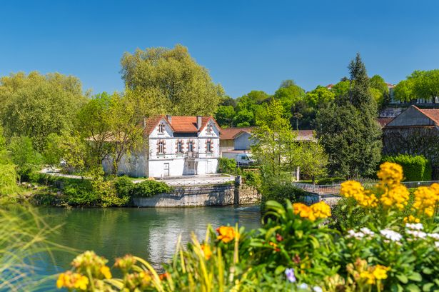 This little-known town is the best foodie hotspot in France – Alicia Keys and Usher are fans