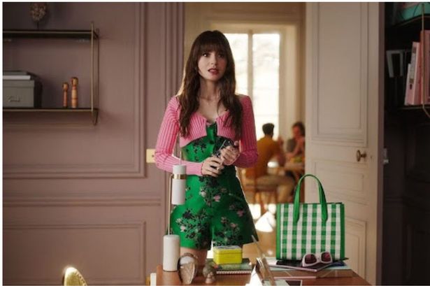 Get Emily in Paris’ iconic gingham tote bag as it gets £140 price slash