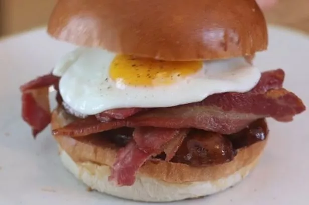 Gordon Ramsay roasted for calling £12 breakfast roll ‘perfect’ – as fans spot problem