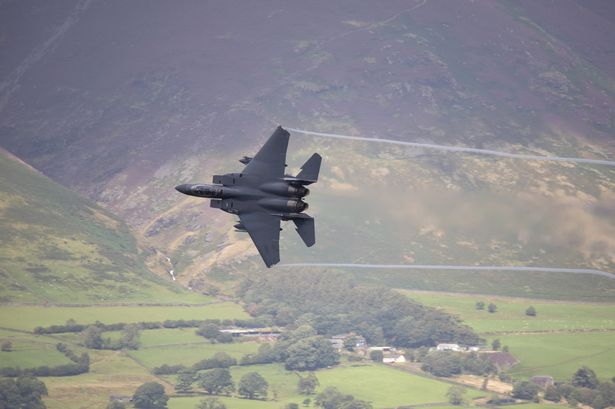 Incredible moment fighter jets spotted flying Top Gun-style over Lake District