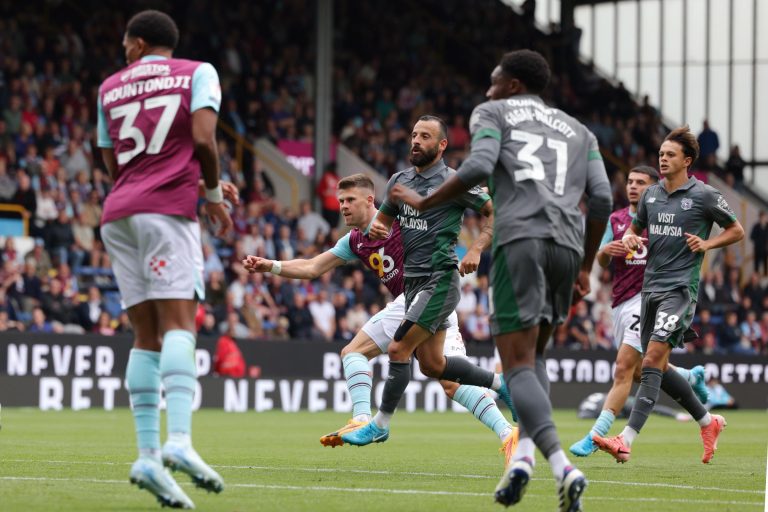 Burnley winger Johann Berg Gudmundsson completes Saudi switch