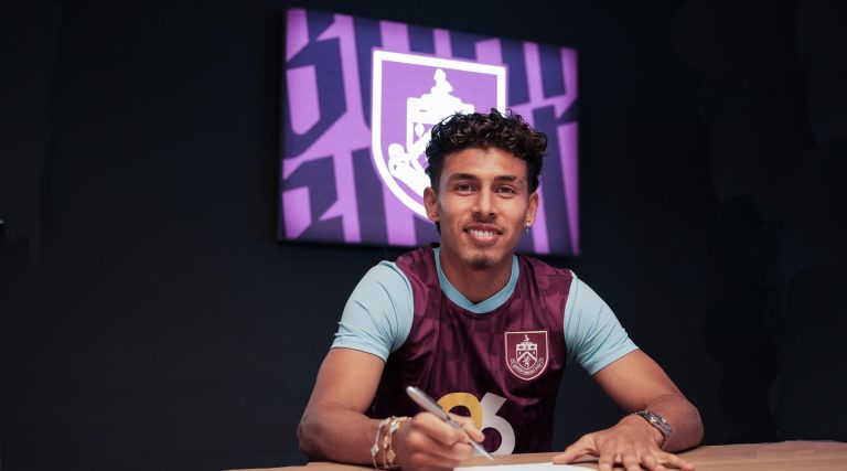 Burnley sign Brighton winger Sarmiento on season-long loan