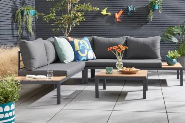 Dunelm’s ‘lightweight and easy to clean’ 5-seater sofa set slashed by £400 in bank holiday sale