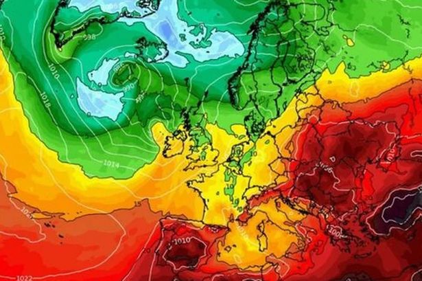 Met Office heatwave verdict for UK including ‘most likely scenario’ amid 40C Turkish ‘heat bomb’ reports