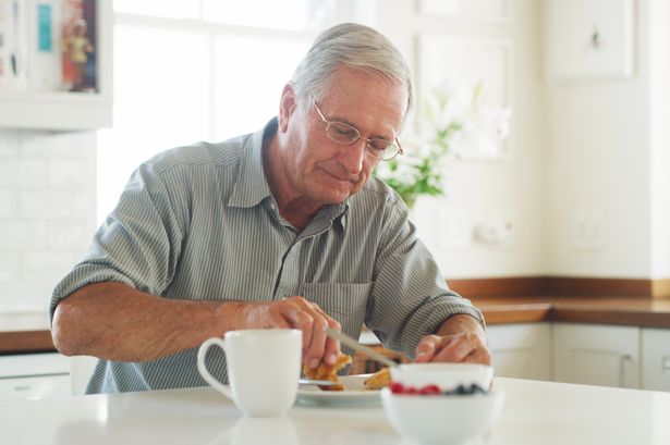 Brits warned to look for three signs when you eat that could signal cancer