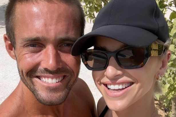 Spencer Matthews kissed by wife Vogue Williams and reunites with their kids after running 30 marathons in 30 days in desert