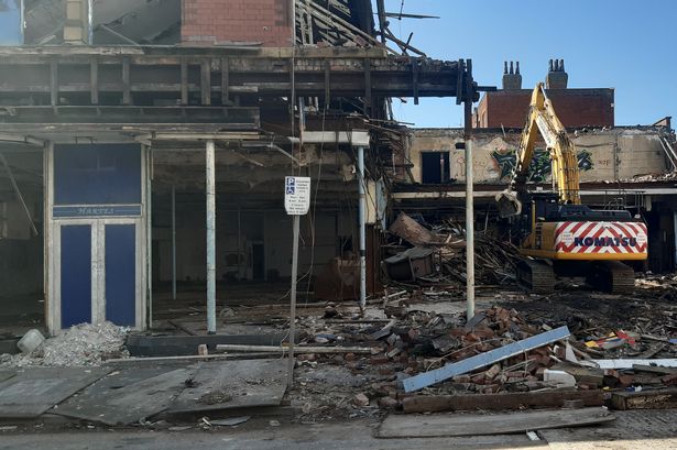 Road closed as demolition of ‘eyesore’ building in Blackpool finally starts