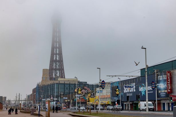 Met Office forecast as Lancashire wakes up to blanket of fog