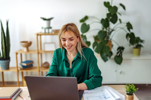 Heated eye massager that helps ease headaches is hailed ‘indispensable’ by remote workers