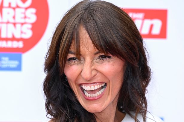 Davina McCall has perfect response after online trolls blasted her bikini pictures