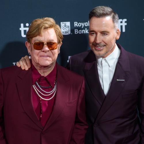 Elton John opens up about ‘distressing’ eye injury