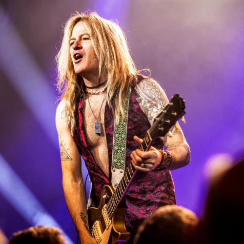 Doug Aldrich diagnosed with throat cancer, will sit out The Dead Daises’ November tour