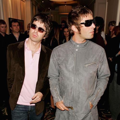 Oasis to record live album?