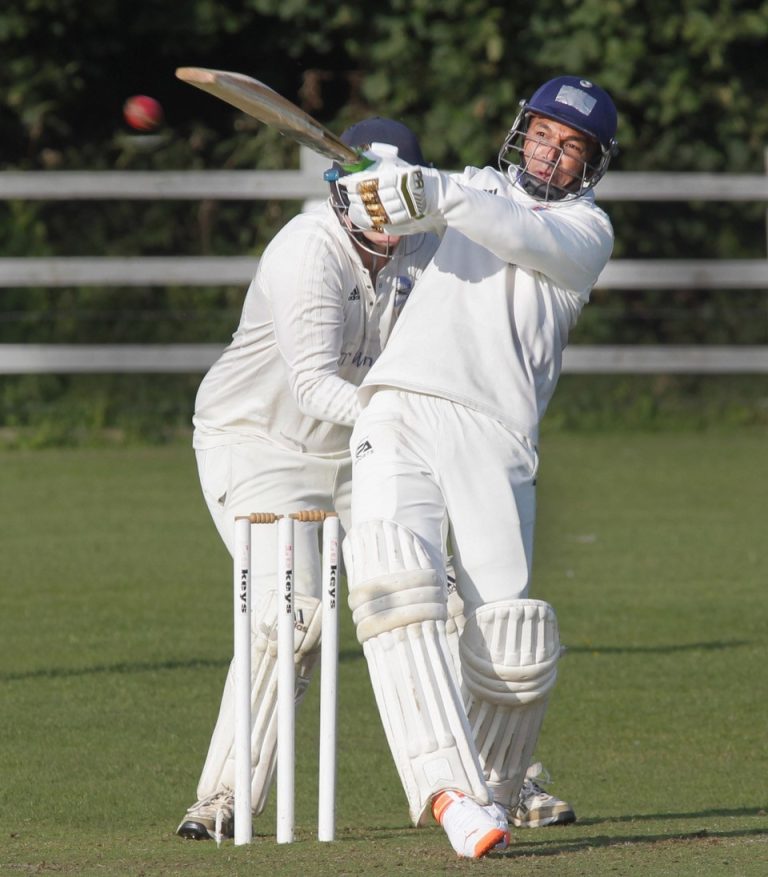 Atherton lose ground as Read clinch the second-tier title