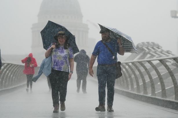 Met Office warns ‘dangerous’ 600-mile rain storm set to hit UK with some areas facing washouts