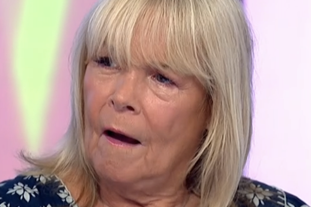 Loose Women star Linda Robson’s bold response as an unspeakably rude lady insults Pauline Quirke