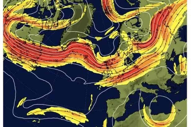 Met Office verdict on ‘Indian Summer’ hitting the UK and ‘most likely scenario’