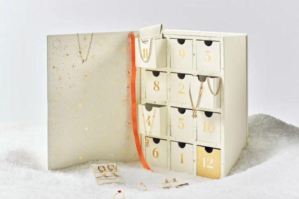 Save £200 on Abbott Lyon’s personalisable jewellery advent calendar worth over £500