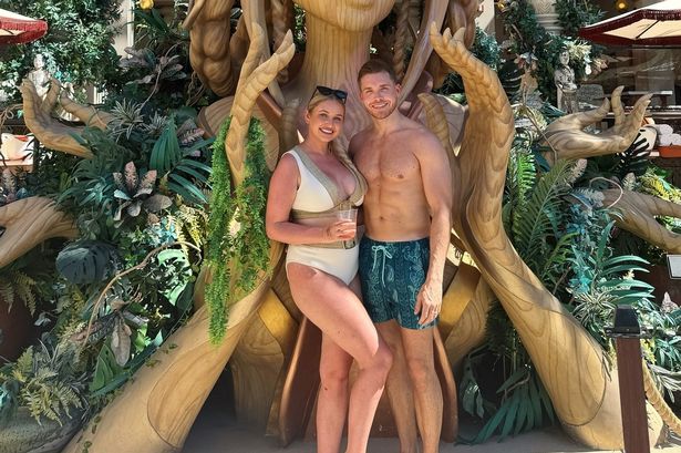 Amy Hart looks incredible as she poses in bikini during Vegas honeymoon with husband Sam Rason