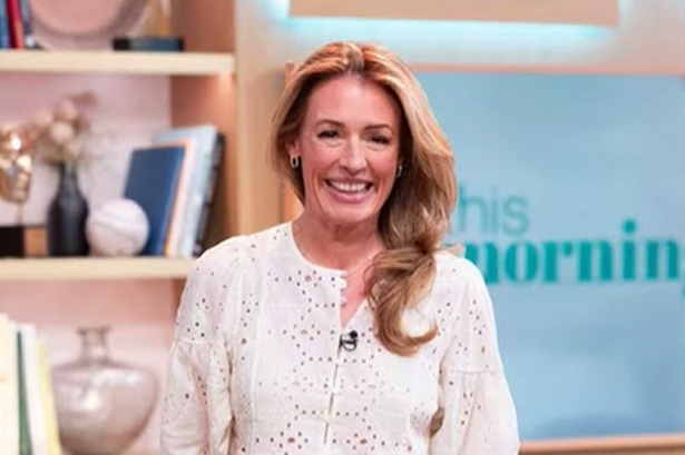 Shop Cat Deeley’s £38 makeup hero that helps her stay shine-free on This Morning set