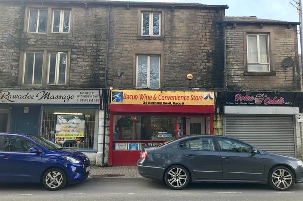 Shop owner accused of ‘selling vapes to children’ in new licence bid