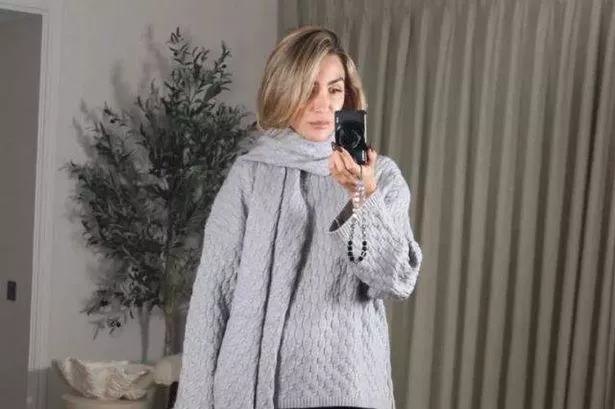 Frankie Bridge’s cosy two-way knitted jumper is a wardrobe must-have for winter