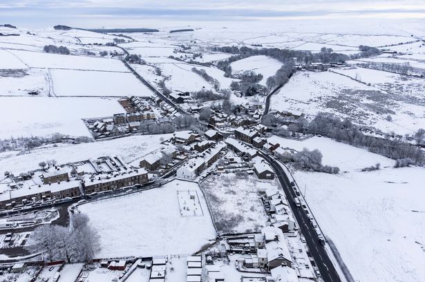 Full list of areas where snow will hit UK as temperatures plummet by 16C