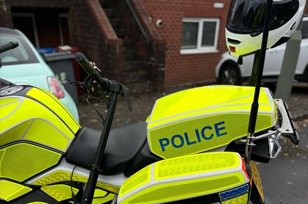 E-scooter rides through red light and narrowly misses collision in Blackburn