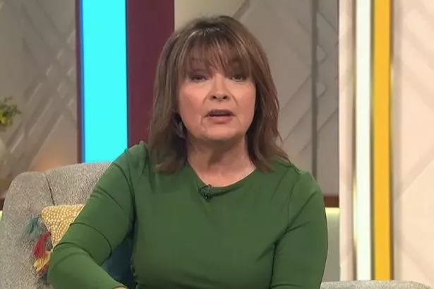 Lorraine Kelly pauses her live show to announce death of ‘special’ friend