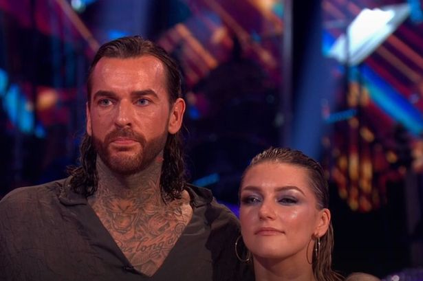 Strictly judge calls for Pete Wicks to be ‘disqualified’ over ‘illegal’ move