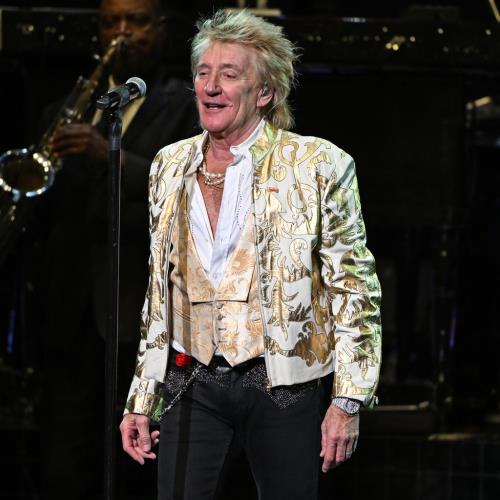 Rod Stewart admits 2025 Glastonbury performance will cost him ‘a fortune’