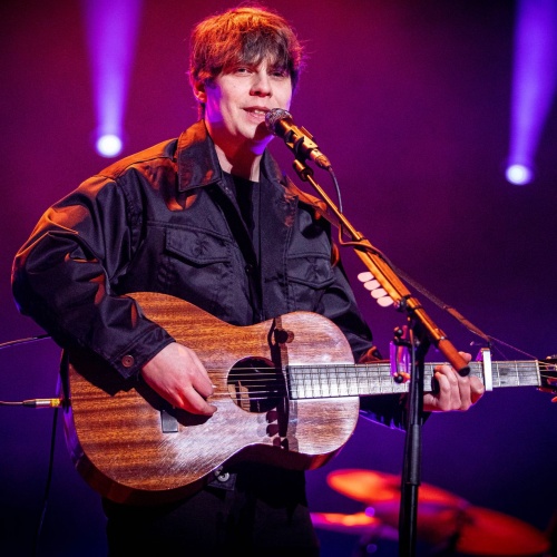 Jake Bugg says he hasn’t had the call from Oasis to support them on their reunion tour