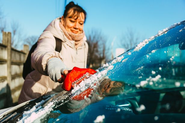 ‘Onion method’ could help drivers ditch frosted windows as temperatures dip