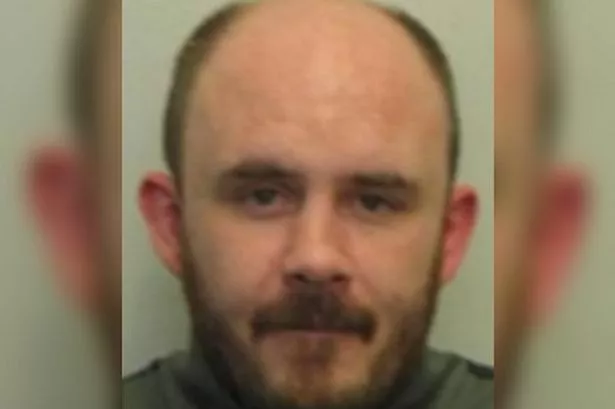 Urgent ‘call 999’ appeal for Lancashire man wanted on recall to prison