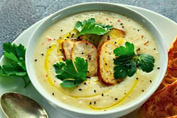 James Martin’s ‘perfect’ leek and potato soup ready in 20 minutes