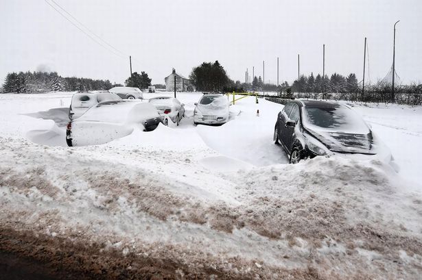 900-mile snow bomb to strike UK with ‘nowhere spared’ as maps show worst hit areas