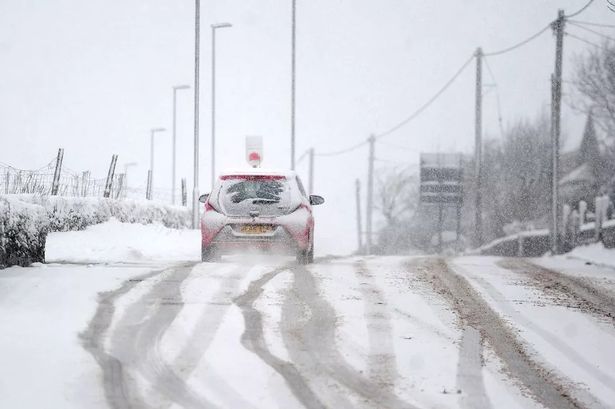 Four days of snow chaos with 128 areas put on alert amid weather warnings