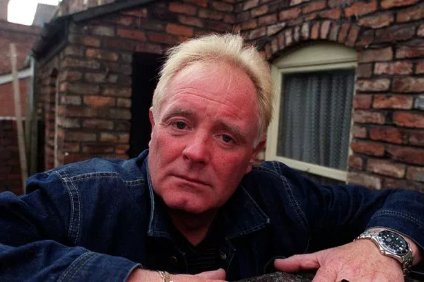 Coronation Street Les Battersby’s secret love child ‘revealed’ – and they are on cobbles