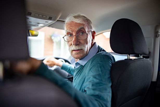 ‘Master driver’ shares simple tips to reverse park into tight spots easily