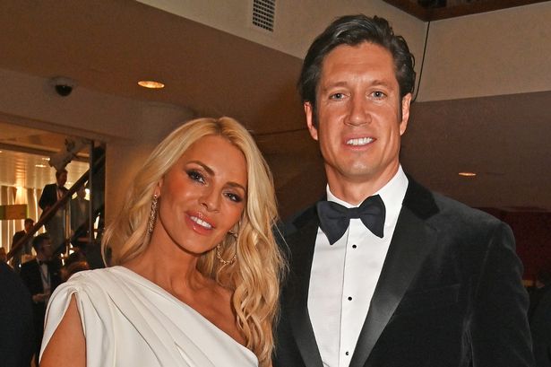 Vernon Kay reveals crippling health battle as Tess Daly asks ‘what are you doing?’