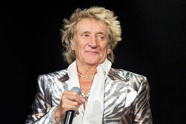 Rod Stewart reveals devastating Christmas death and says both he and Penny are ‘in tears’