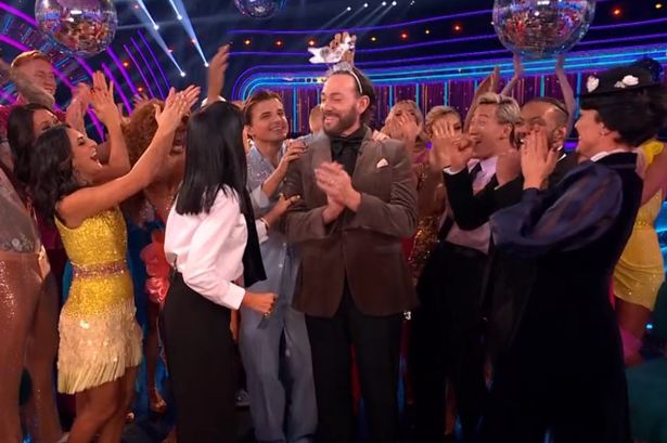 Claudia Winkleman halts BBC Strictly final to share Craig Revel Horwood announcement