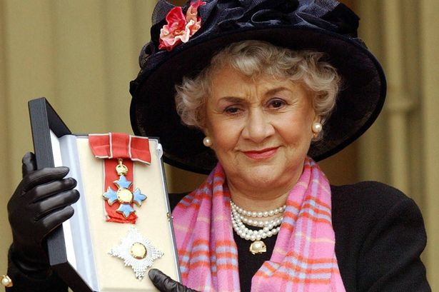 Golden-globe winning star Joan Plowright dies as devastated family pay tribute