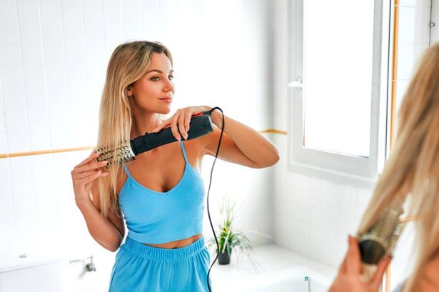 ‘Better than top brands’ blowdrying brush that ‘saves so much time’ plummets below half-price