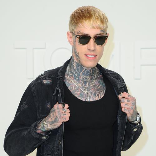 Trace Cyrus tells brother Braison and dad Billy Ray to ‘Man Up’