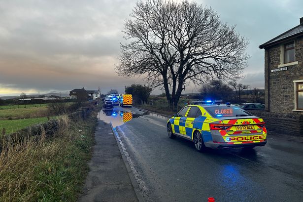 Major road near M65 closed by police after two-car crash between Blackburn and Oswaldtwistle