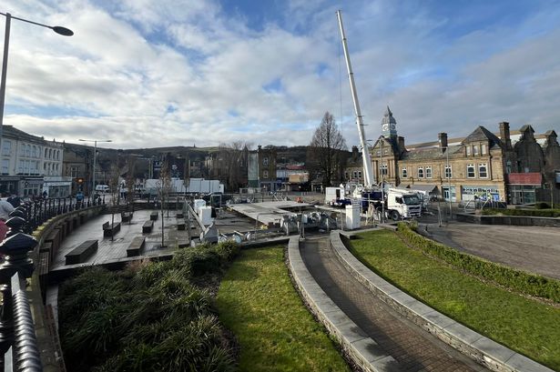 Huge crane arrives in town to set up massive big wheel to open this weekend