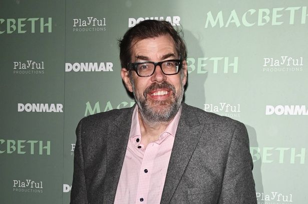 Warning signs for kidney stones as BBC’s Richard Osman undergoes surgery after ‘unbelievably painful’