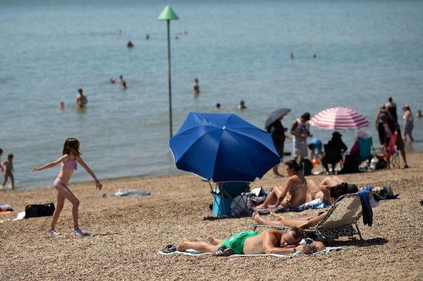 UK temperatures set to hit 28C this week as Met Office predicts hottest day of the year