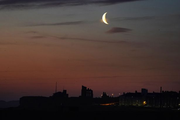 Rare ‘smiley face’ planet alignment set for early Friday morning